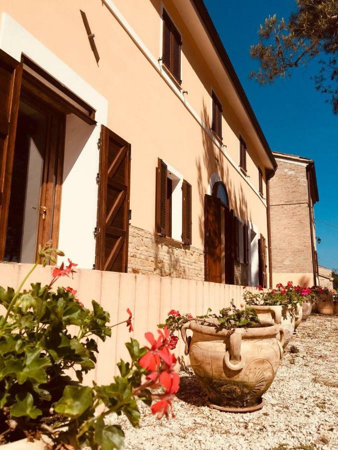 Villa Brettino- Pesaro Mare E Cultura - Intera Struttura Con Piscina Fano Buitenkant foto